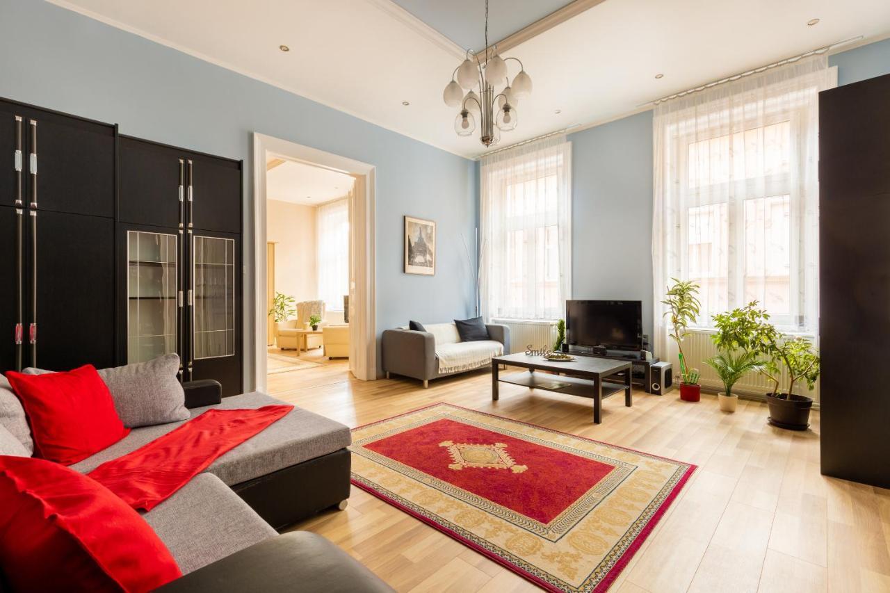 F24 Ferenc Apartment Βουδαπέστη Εξωτερικό φωτογραφία