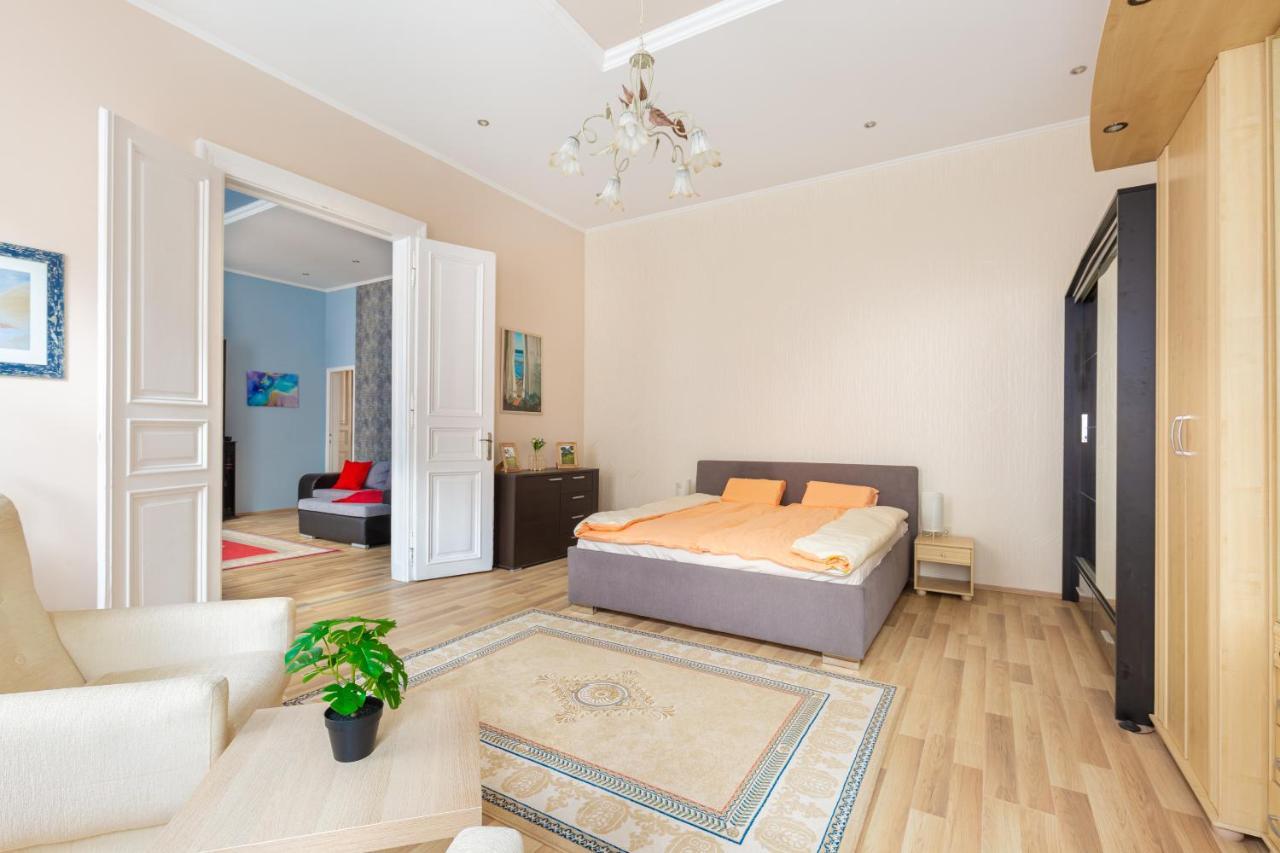 F24 Ferenc Apartment Βουδαπέστη Εξωτερικό φωτογραφία